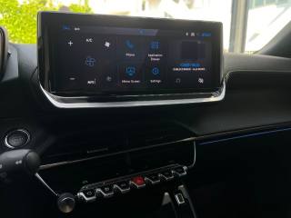 PEUGEOT 2008 usata, con Sensore di pioggia