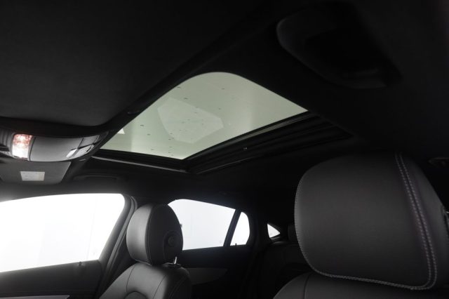 MERCEDES-BENZ GLC 220 usata 13