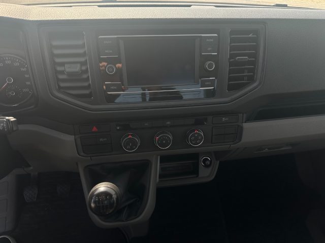 VOLKSWAGEN Crafter usata, con Touch screen