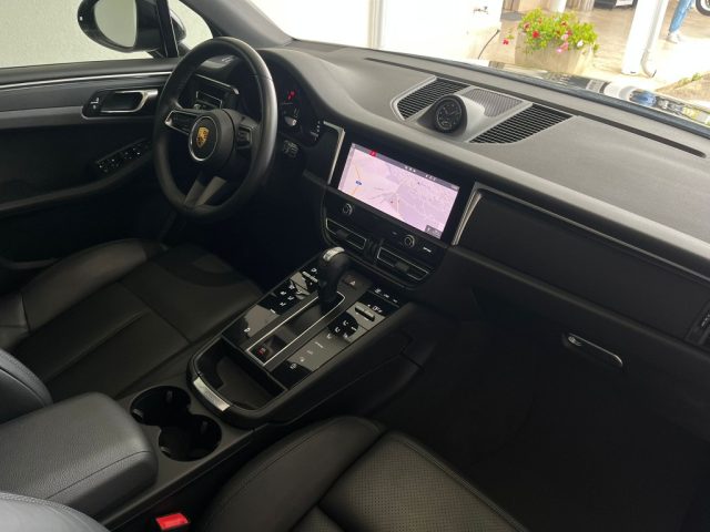 PORSCHE Macan usata, con Frenata d