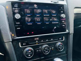 VOLKSWAGEN Golf Variant usata, con Cruise Control
