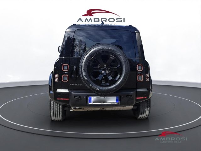 LAND ROVER Defender usata 7