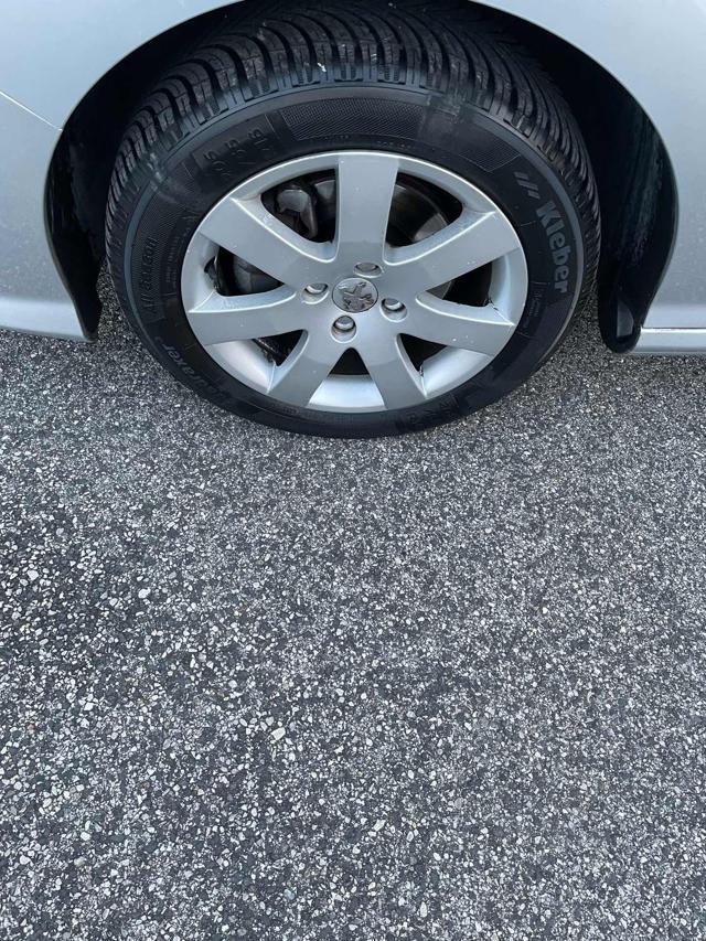 PEUGEOT 308 usata, con Cerchi in lega
