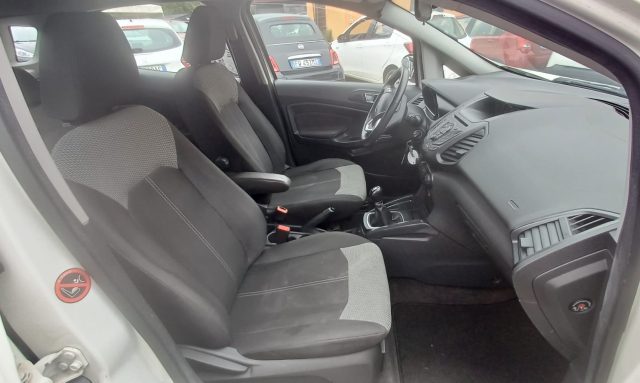 FORD EcoSport usata, con ESP