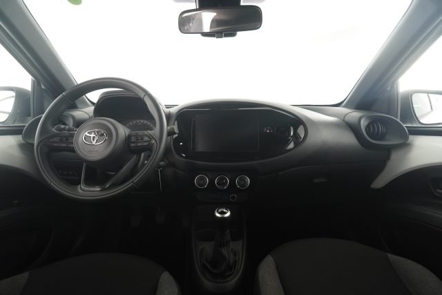 TOYOTA Aygo X usata 4