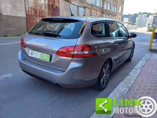 PEUGEOT 308 usata, con Airbag Passeggero