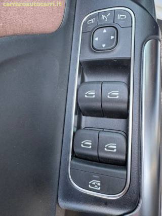 MERCEDES-BENZ GLA 200 usata, con Sedile posteriore sdoppiato