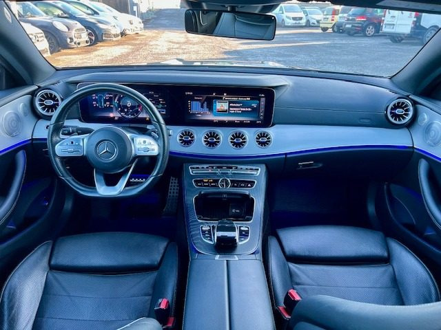 MERCEDES-BENZ E 220 usata, con Cerchi in lega