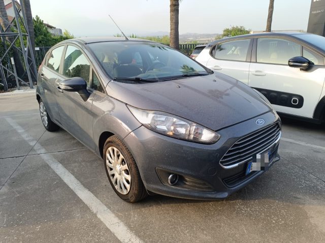 FORD Fiesta usata, con ABS