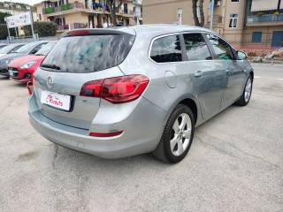 OPEL Astra usata, con Alzacristalli elettrici