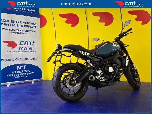 YAMAHA XSR 900 usata 3