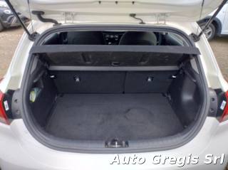 KIA Rio usata, con Sedile posteriore sdoppiato