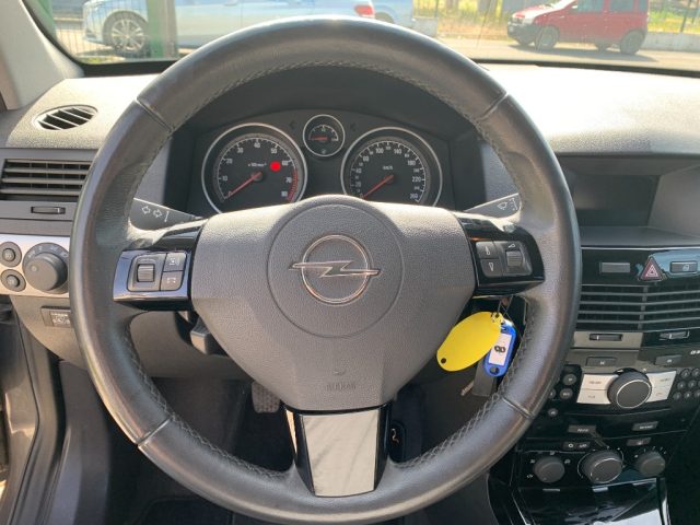 OPEL Astra usata, con Cruise Control