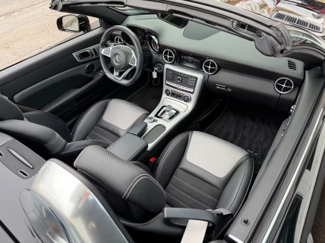 MERCEDES-BENZ SLC 300 usata, con Servosterzo