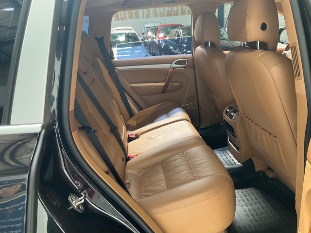 PORSCHE Cayenne usata, con Fari Xenon