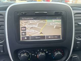 RENAULT Trafic usata, con USB