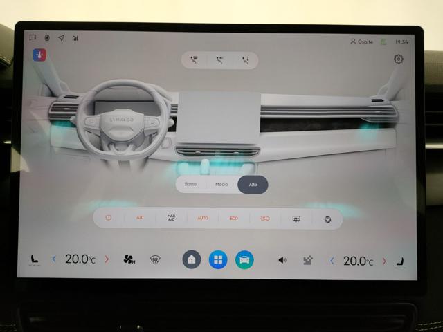 LYNK & CO 01 usata, con Fari LED