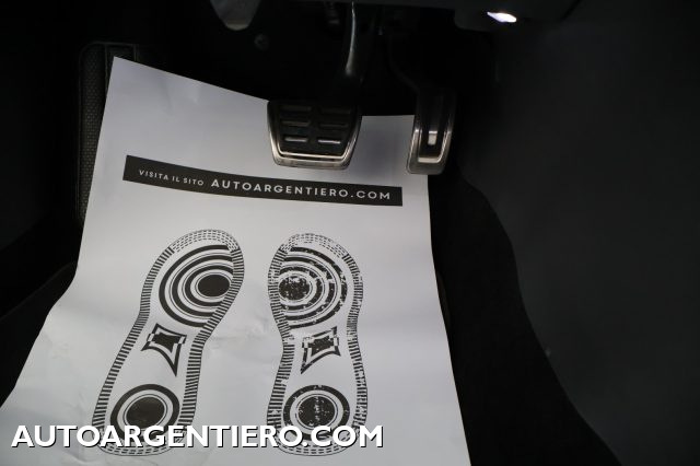 VOLKSWAGEN Taigo usata, con Sistema di navigazione