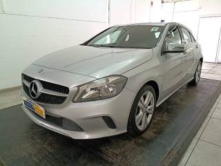 MERCEDES-BENZ A 200 d Sport auto my16