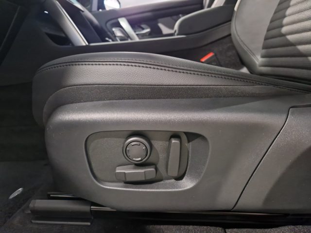 LAND ROVER Discovery Sport usata, con Touch screen