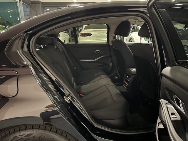 BMW 318 usata, con Volante in pelle