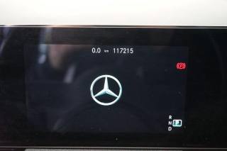 MERCEDES-BENZ GLA 180 usata 49