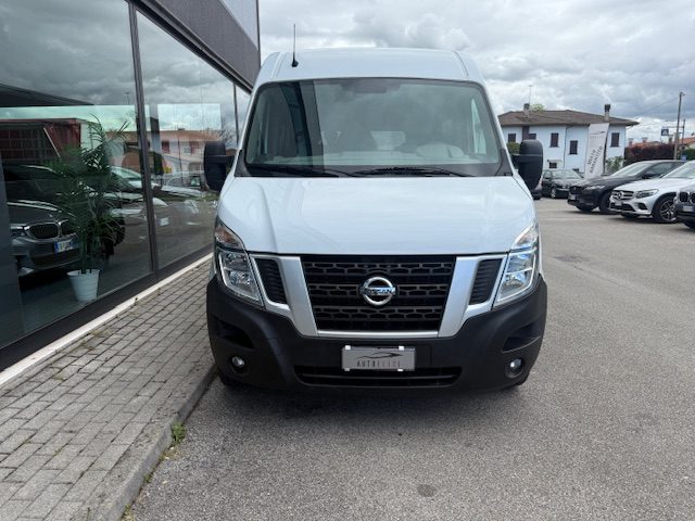NISSAN NV400 usata, con Airbag
