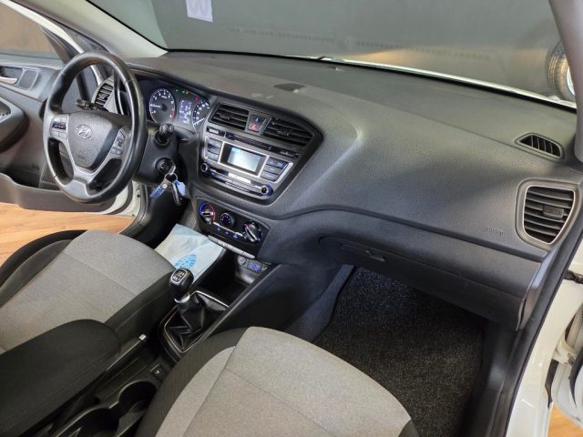 HYUNDAI i20 usata, con Servosterzo
