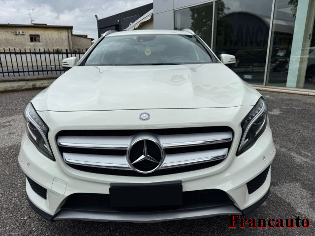 MERCEDES-BENZ GLA 200 usata, con Airbag