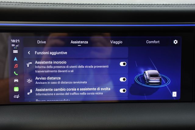 PORSCHE Macan usata, con Sensori di parcheggio anteriori