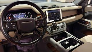 LAND ROVER Defender usata, con Boardcomputer