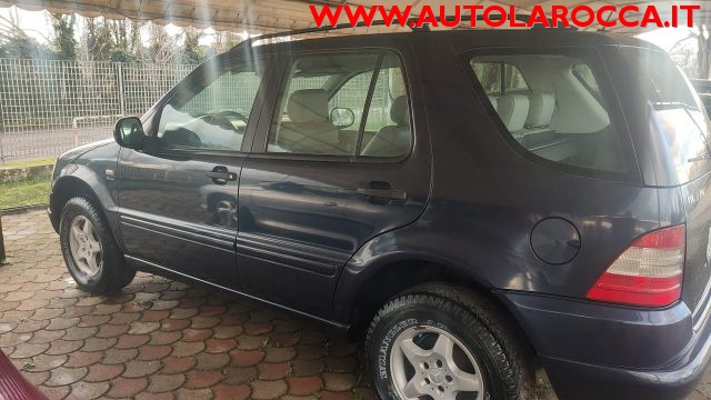 MERCEDES-BENZ ML 270 usata, con Airbag Passeggero