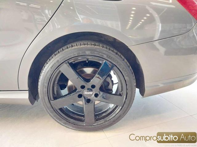 MERCEDES-BENZ CLA 180 usata 21