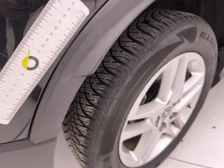 TOYOTA C-HR usata, con Isofix