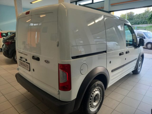 FORD Transit Connect usata, con Climatizzatore