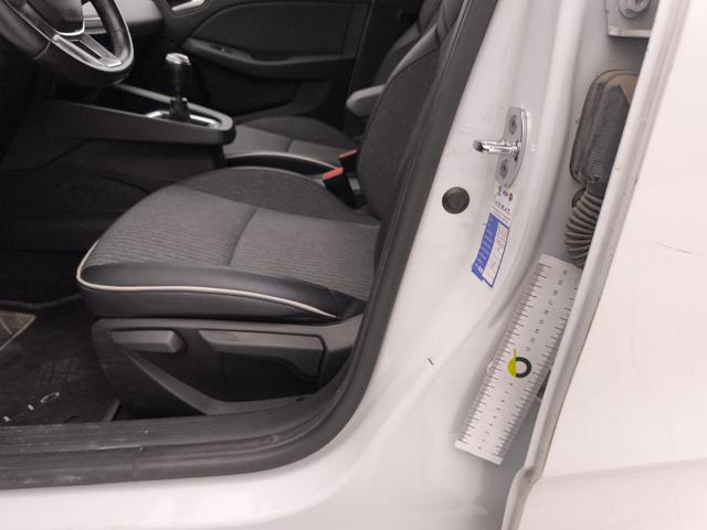 RENAULT Clio usata, con Apple CarPlay