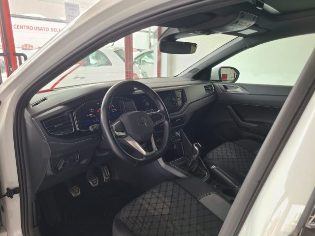 VOLKSWAGEN Taigo usata, con Luci diurne LED