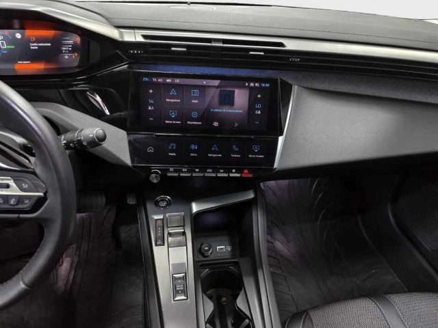 PEUGEOT 308 usata, con Autoradio digitale
