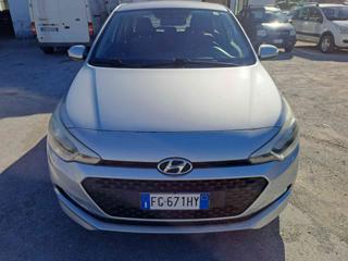HYUNDAI i20 usata, con Start/Stop Automatico