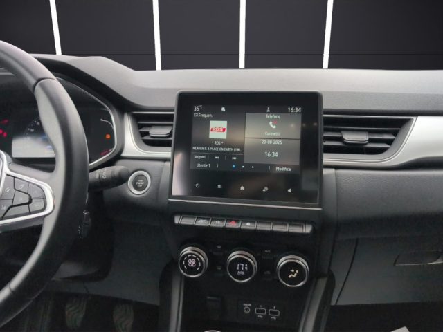 RENAULT Captur usata, con Autoradio digitale