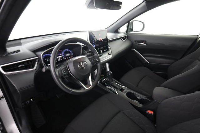 TOYOTA Corolla Cross usata 1