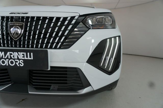 PEUGEOT 2008 usata, con Sistema di navigazione
