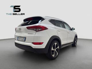 HYUNDAI Tucson usata, con Autoradio