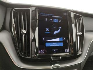 VOLVO XC60 usata, con USB