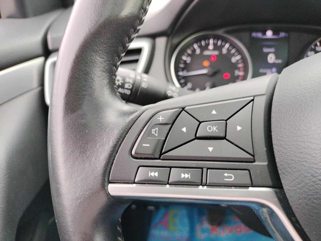 NISSAN Qashqai usata, con Lettore CD