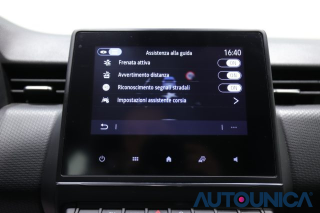 RENAULT Clio usata, con Sensore di pioggia