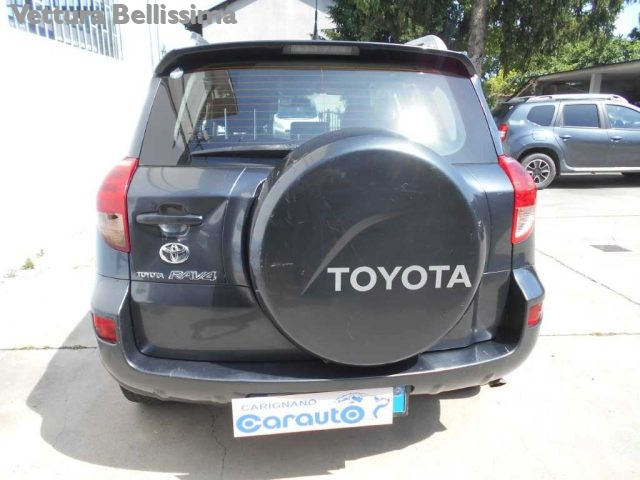 TOYOTA RAV 4 MY23 usata, con Chiusura centralizzata