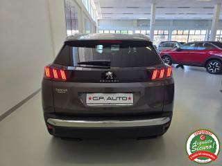 PEUGEOT 3008 usata, con Autoradio