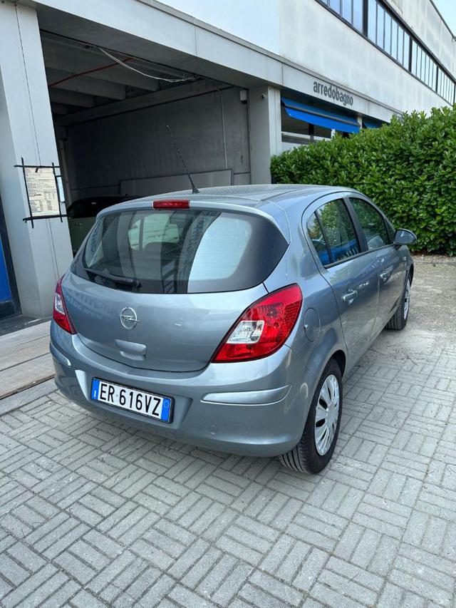 OPEL Corsa usata, con Volante multifunzione