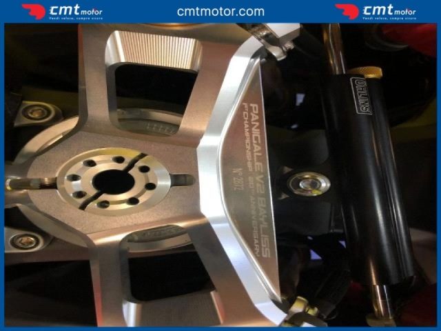 DUCATI Panigale V2 usata 9